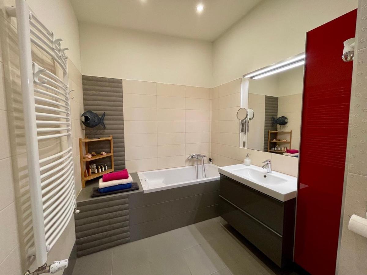 Appartement Penthouse W Private Rooftop And Free Parking